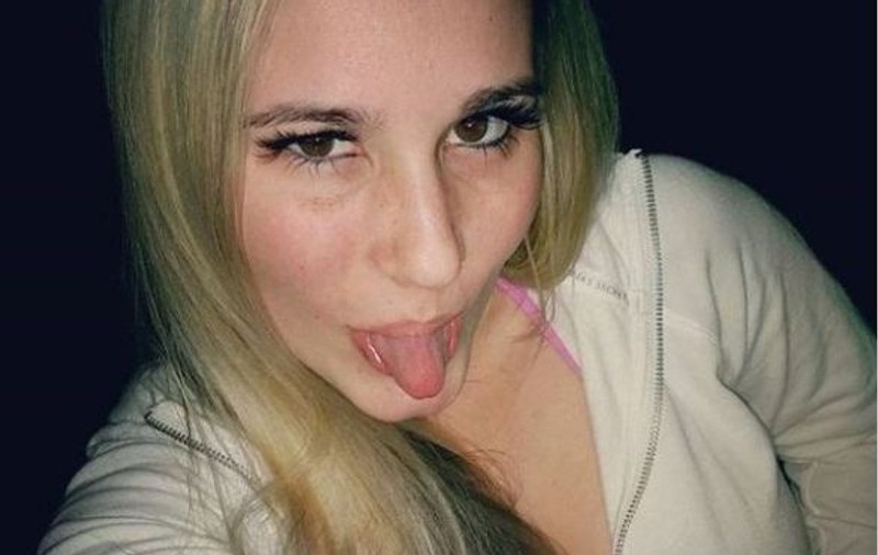 O starletă XXX riscă ani grei de pușcărie pentru că a angajat un asasin plătit ca să-l omoare pe tatăl copiilor ei