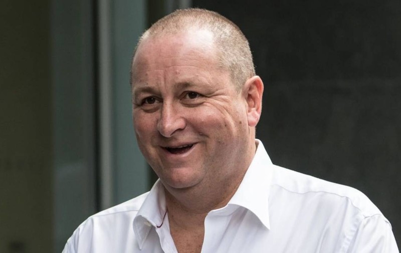 Un miliardar britanic a cumpărat două dintre cele mai cunoscute magazine din Iași