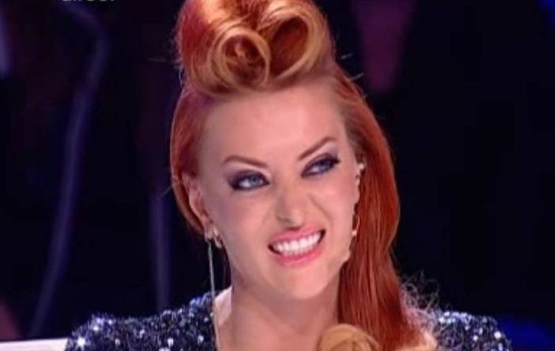 DELIA, ÎN URMĂ CU 10 ANI! IMAGINILE CARE TE VOR FACE SĂ SUSPINI! | FOTO