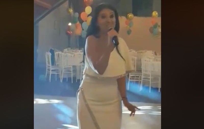 Sorina Pintea a fost filmată în timp ce cânta un șlagăr din Cenaclul Flacăra. Imagini inedite cu ministrul Sănătății