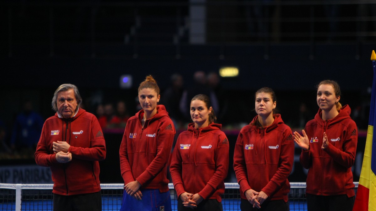 Patricia Țig nu mai este agreată în echipa de Fed Cup a României. Patricia, prima din dreapta