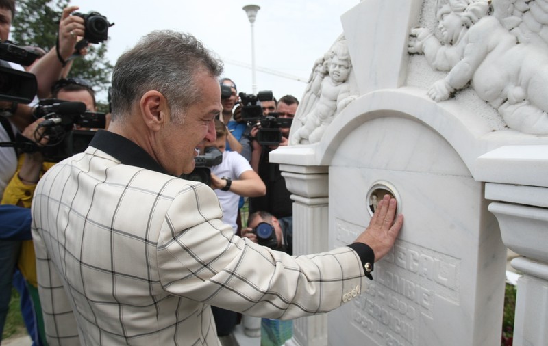 Becali s-a pocăit și nu mai e rasist: Alcenat, Martinus, vine și Muniru