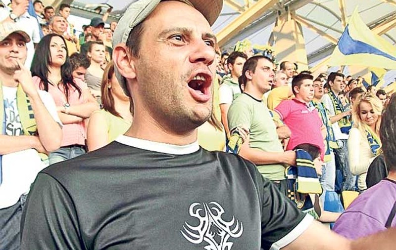 Fotbalul, singura lui bucurie! Octavian Tatomir, fanul Petrolului care a murit după ce a căzut din tren, era divorţat