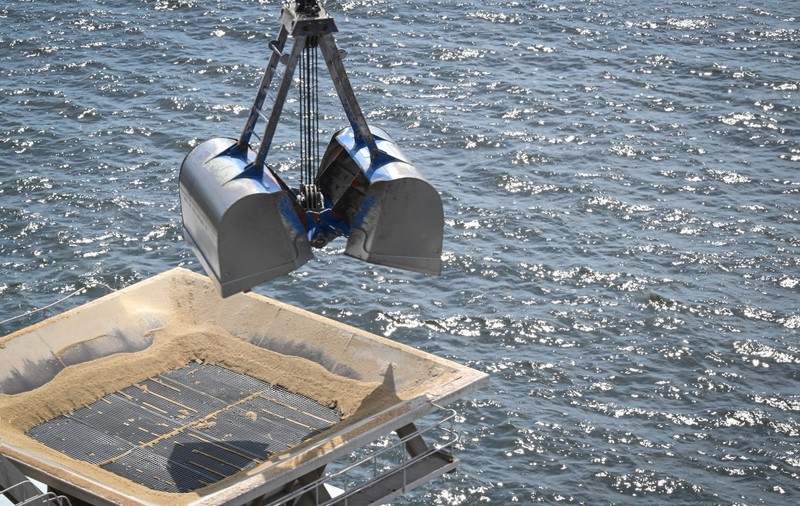 România va autoriza intrarea a 30 de nave din porturile ucrainene de la Dunăre până vineri