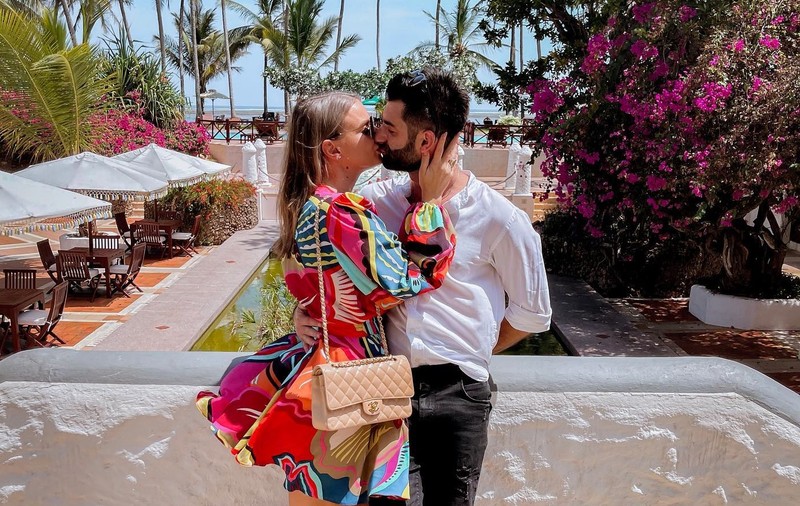 Jojo și Paul Ipate, vacanță romantică în Kenya. „Sărutul nostru a ocupat toate spațiile și continentele și a străbătut noi ținuturi”