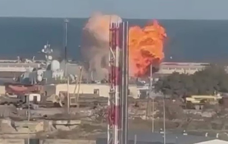 Ucraina a bombardat un port prin care Rusia primește arme din Iran, la 1.000 km de graniță