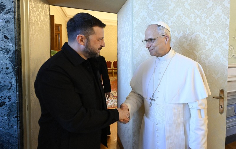 Italia găzduiește Conferința pentru reconstrucția Ucrainei. Volodimir Zelenski a fost primit de Papa Leon al XIV-lea