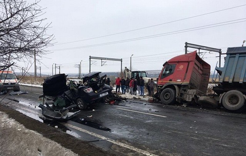 Accident grav în Constanța. Două persoane au murit / GALERIE FOTO & VIDEO
