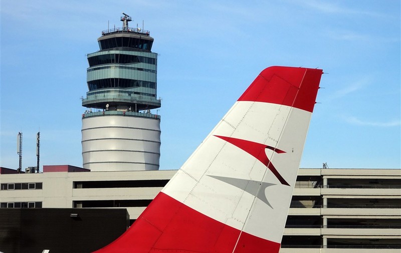 Un avion al Austrian Airlines, nevoit să se întoarcă din zborul spre New York după două ore, din cauza unor toalete defecte