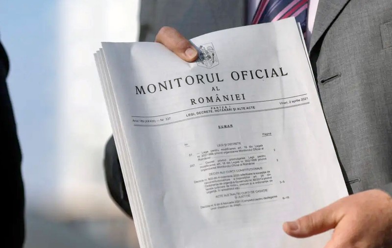 Sinecuri la stat. Două pensionare și un fost șef din comerțul exterior comunist, în Consiliul de Administrație de la Monitorul Oficial