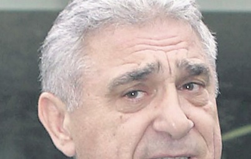 Giovani Becali, despre Jean Pădureanu: «E bătrân, gândeşte mai lent»
