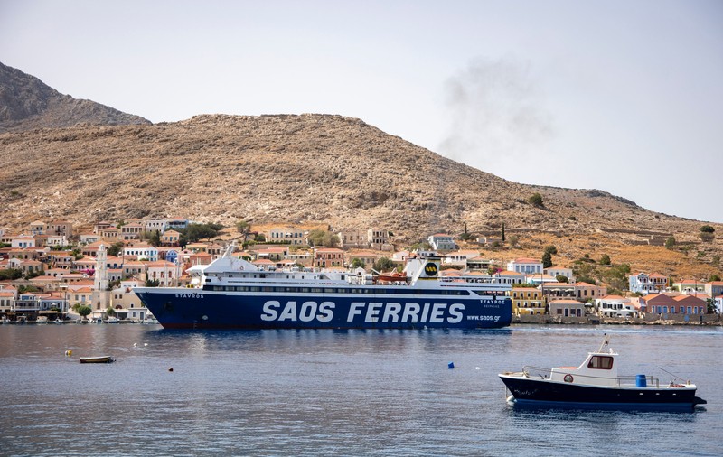 Grecia impune noi restricții anti-COVID pentru călătoriile cu feribotul