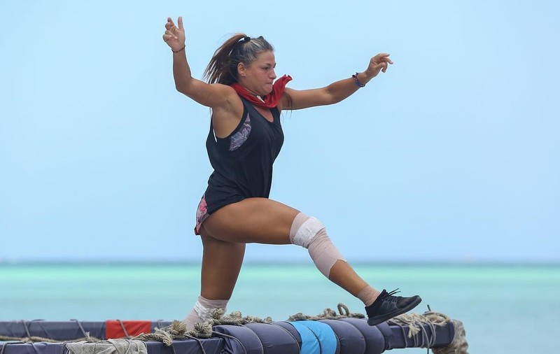 Elena Marin, operată la picior după „Survivor România”. Merge în cârje: „Voi mai putea dansa?”