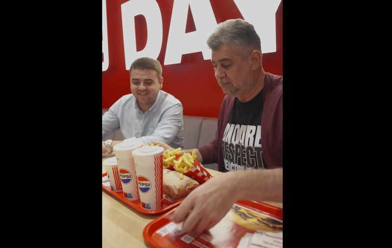 Marcel Ciolacu a răspuns la o provocare lansată online și a mers la un fast-food românesc. A comandat dublu cheeseburger I VIDEO
