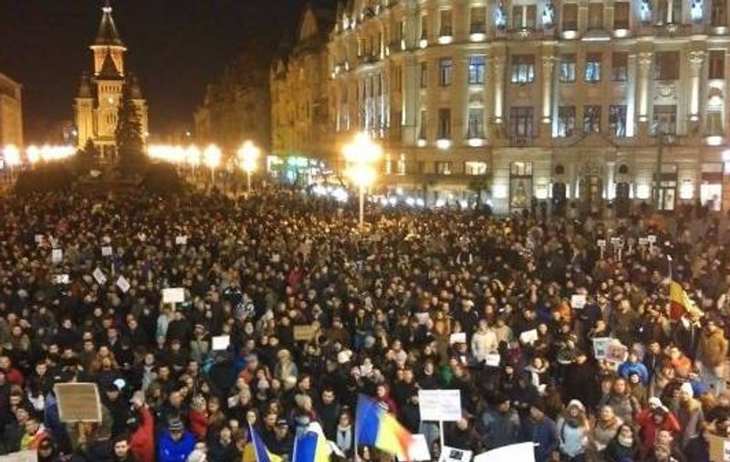 BBC: "Guvernul român se retrage strategic sau se predă?" Ce scrie presa internațională despre situația din România