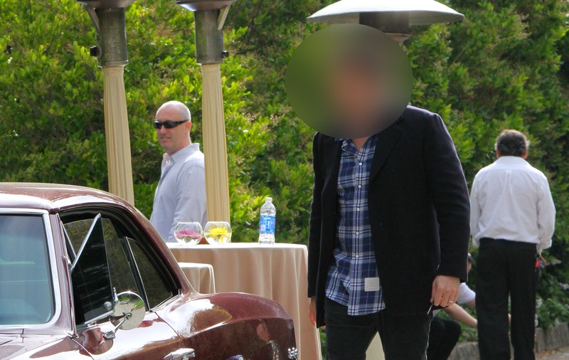 M-a lăsat maşina-n drum, eu ce naiba fac acum? Un mare actor a rămas fără baterie! | FOTO