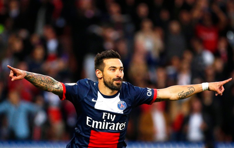 Ezequiel Lavezzi, șantajat cu filmări intime alături de iubită. Fotbalistul a făcut plângere la procuratură