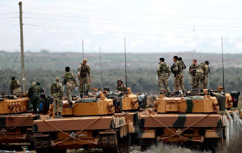 Turcia reduce perioada serviciului militar obligatoriu. Cum pot scăpa tinerii din această țară de armată