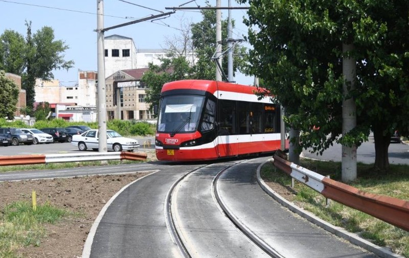 Primarul din Arad vrea transport public gratuit în oraș: „În contextul presiunii tot mai mari asupra bugetelor familiilor”