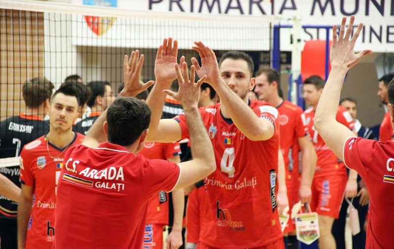 Arcada Galați și-a adjudecat bronzul la volei. Ploieștiul, în Cupa Challenge. Rezultate din Divizia A1 masculină