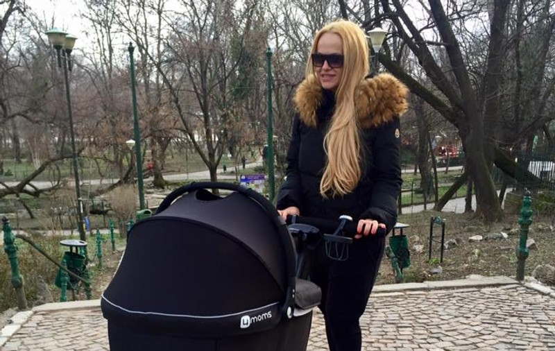 Aşa ceva vezi rar! Anda Adam şi-a prezentat colecţia impresionantă de pantofi!