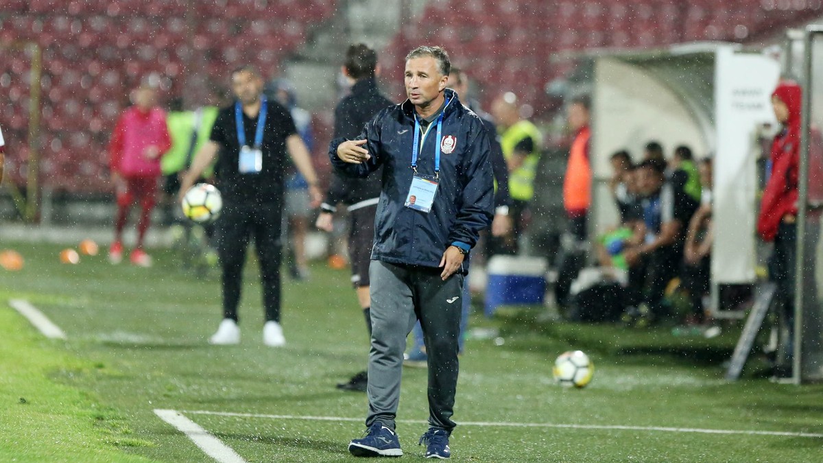 Dan Petrescu prefațează lupta pentru titlu dintre CFR Cluj și FCSB
