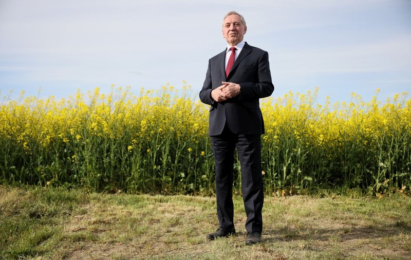 Ministrul polonez al agriculturii demisionează, pe fondul furiei agricultorilor locali în scandalul cerealelor ucrainene