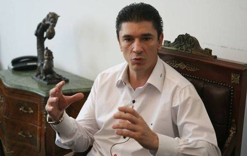 Luis Lazarus va avea un TALK-SHOW la un POST TV GREU! Află cu cine se va bate!