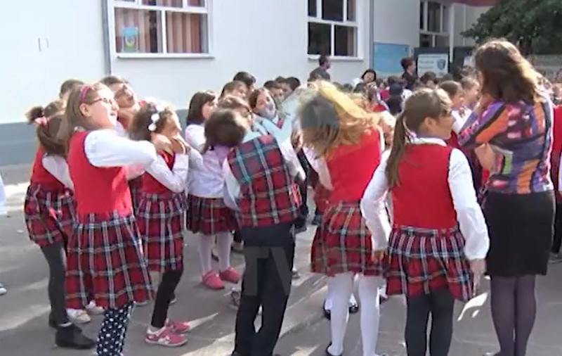 Suspiciune de modificare a unor note în catalog la un colegiu din Brăila. MEN face anchetă