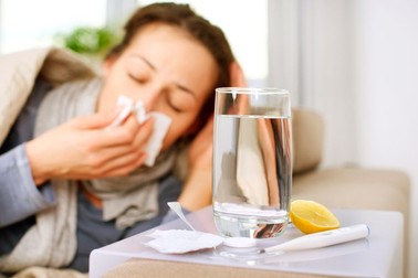 De pierderea mirosului sunt mai afectate femeile și cei cu congestie nazală