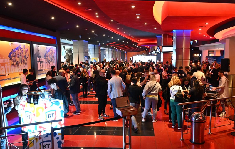 Cinematografele românești, pe marginea prăpastiei? Streamingul câștigă teren, dar încasările din cinema explodează. Cum arată cifrele din 2024