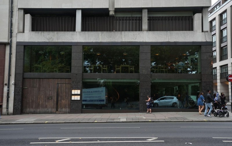 Complot rusesc în Londra: un restaurant de lux urma să fie incendiat, iar patronul - răpit