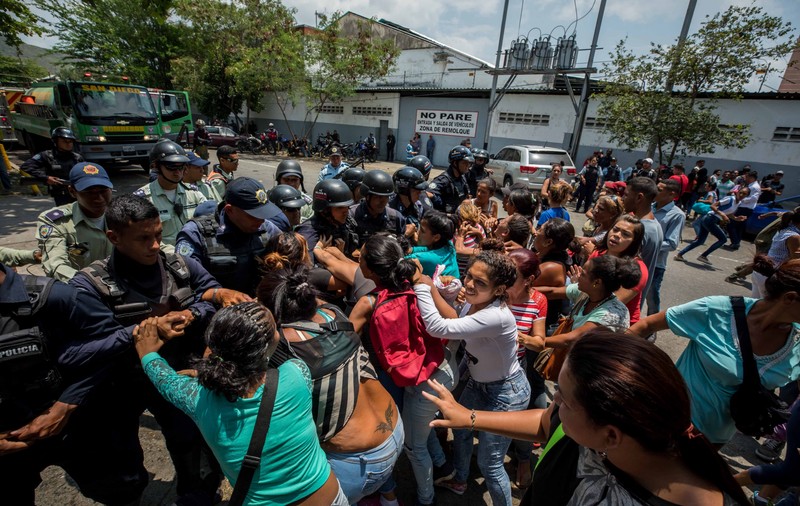 Venezuela, în pragul foametei. „Pentru o cutie de smântână, ar trebui să lucrezi cel puțin trei săptămâni”