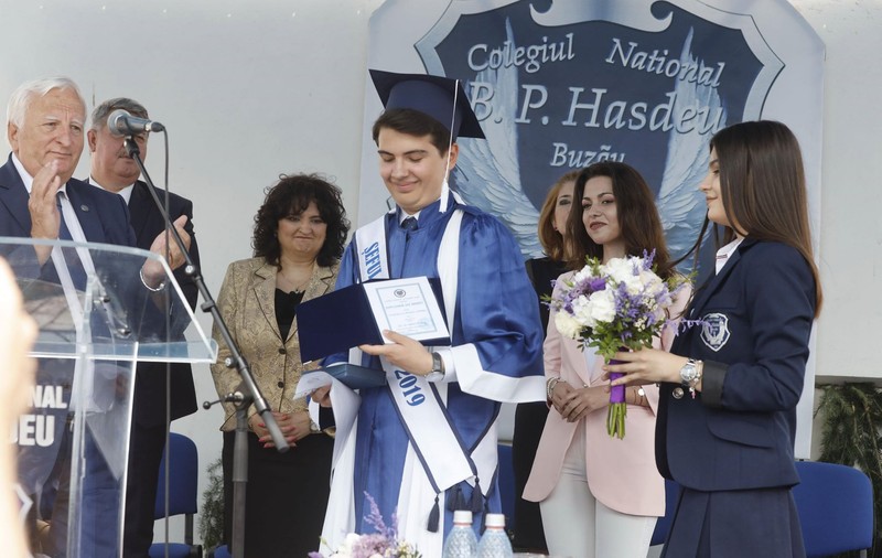 Șeful de promoție al Colegiului Național Bogdan Petriceicu Hasdeu din Buzău, despre testarea în urma căreia a fost admis la Oxford. «Profesorii au vrut să vadă cum gândesc, nu cât de multă materie știu»