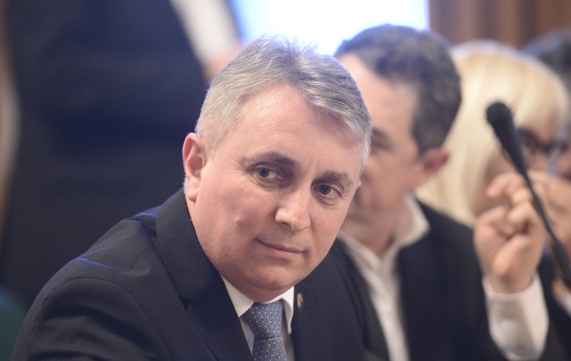 Ministrul de interne: La acest moment nu sunt prefigurate noi restricții
