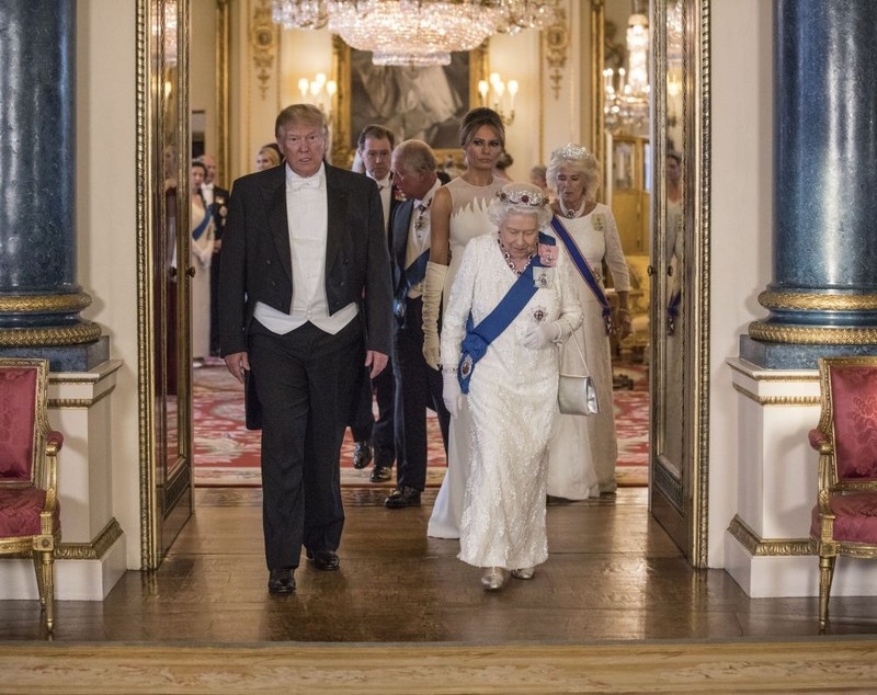 GALERIE FOTO | Mesajul reginei Elisabeta la banchetul organizat în cinstea lui Donald Trump: ”Valorile şi interesele noastre comune vor continua să ne unească”