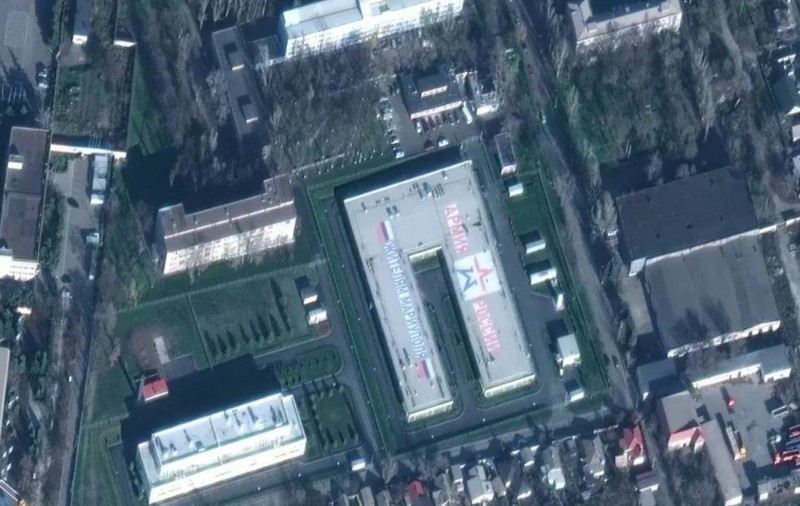 „De la armata rusă pentru oamenii din Mariupol.” Imagini din satelit arată noile acțiuni ale forțelor ruse