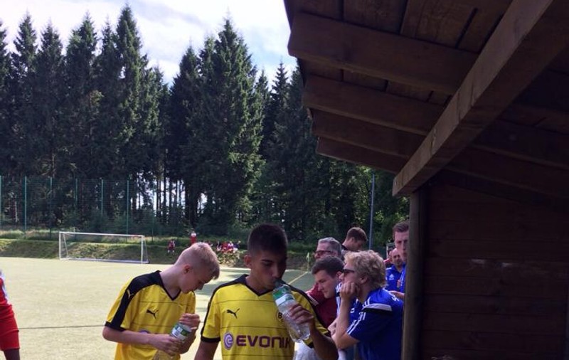 Iulian Ilie a debutat cu gol în tricoul lui Dortmund. Cui a dedicat reușita