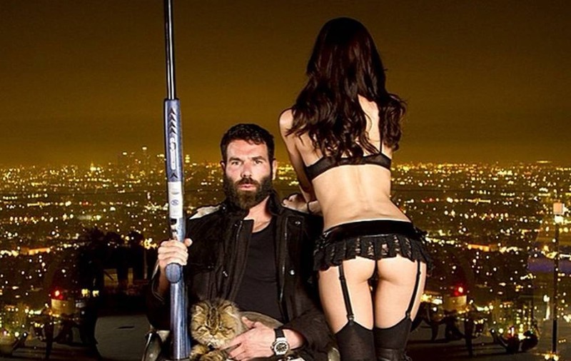 PLAYBOY-UL DE INSTAGRAM A FOST ARESTAT! FOTO