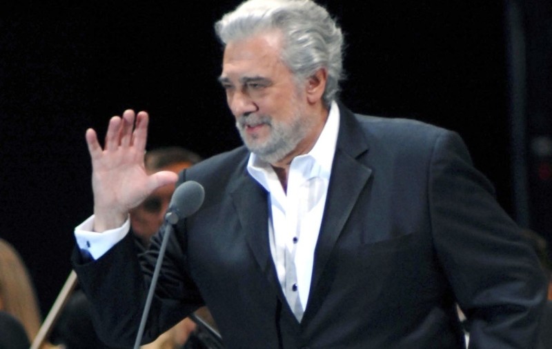 Placido Domingo a revenit pe scenă după operaţia de colon 