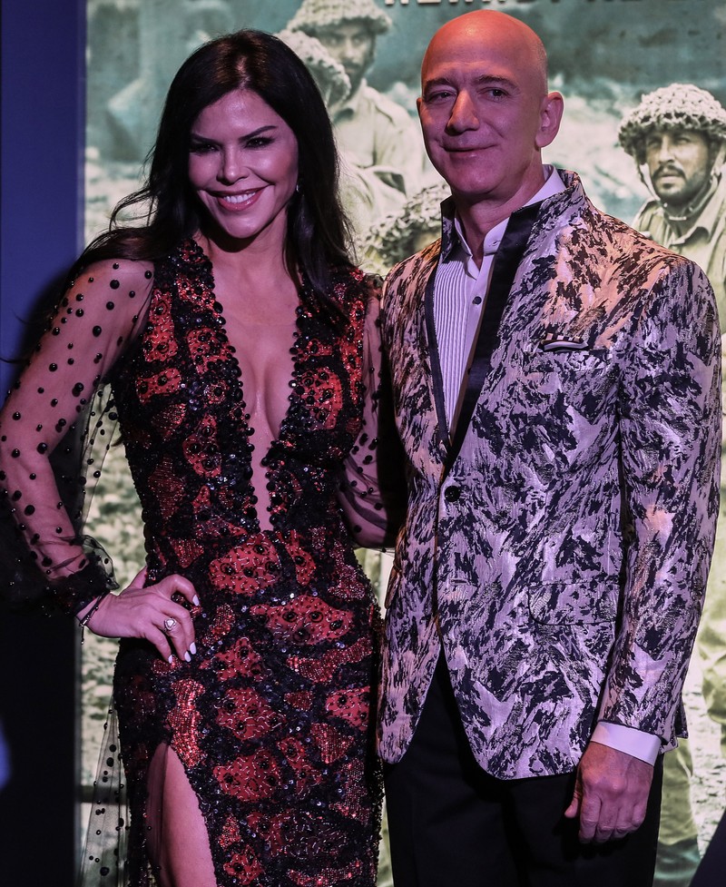 Jeff Bezos și Lauren Sanchez, femeia pentru care a divorțat după 25 de ani de mariaj