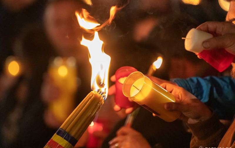 La ce oră începe slujba de Înviere 2026. Când se ia Lumină de la biserică de Paște