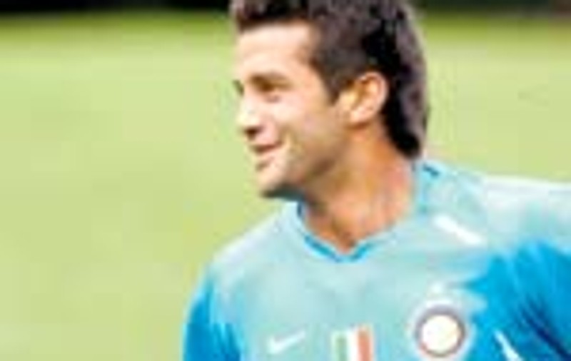 Chivu isi doreste o casa la Milano