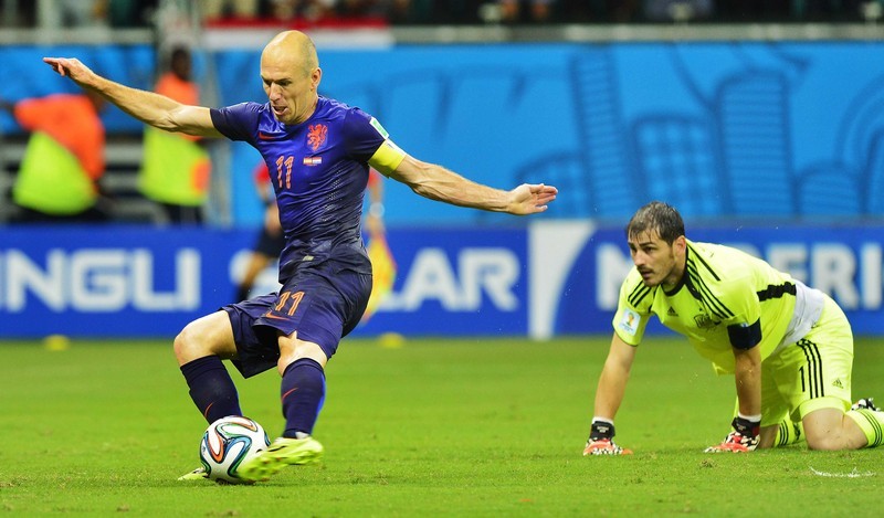 Olandezul Robben a zburat pe teren la Cupa Mondială. Foto: EPA