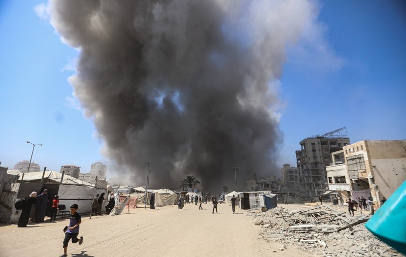 Armata israeliană ocupă 40% din orașul Gaza și le cere palestinienilor să se îndrepte către o „zonă umanitară” situată mai la sud