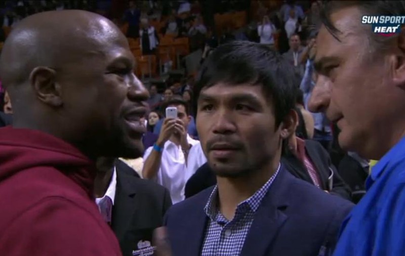 Mayweather și Pacquiao, față în față la un meci de baschet