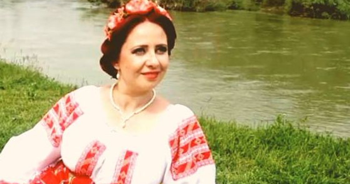 O cunoscută cântăreață de muzică populară a suferit un grav accident în Grecia. Apelul disperat făcut de soțul artistei