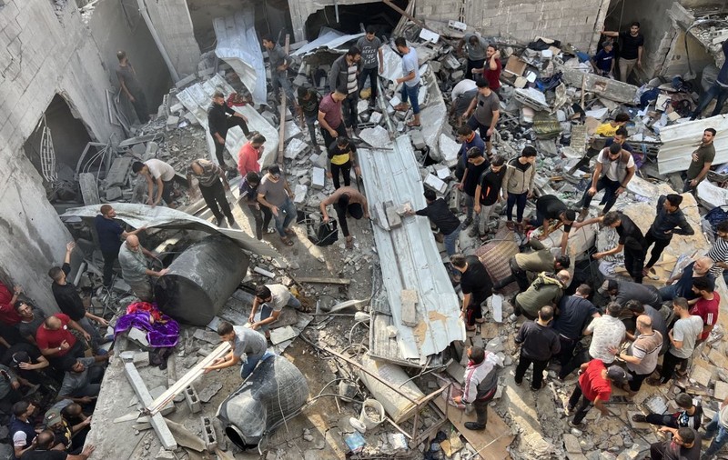 Armata israeliană anunță că luptele din Jabalia, în nordul Fâșiei Gaza, s-au încheiat. Au fost distruși 10 kilometri de tuneluri ale Hamas