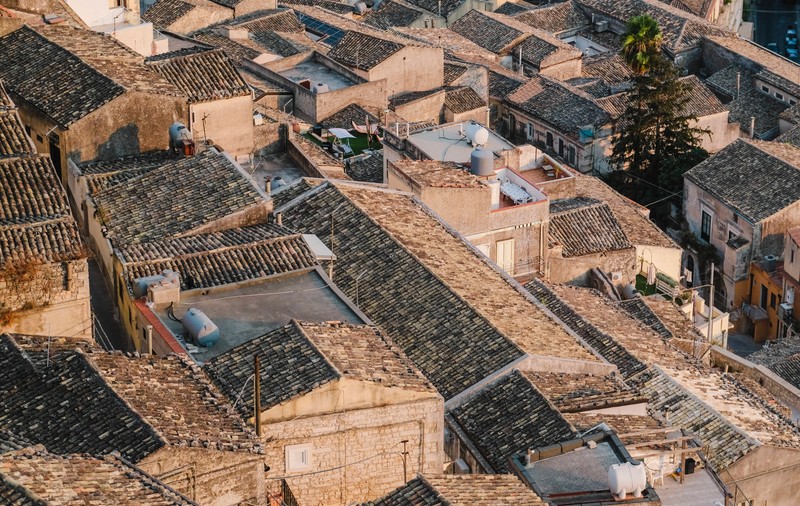 Cutremur de 4,8 în Italia, în apropiere de Florența. Oamenii au ieșit pe străzi, școlile au fost închise