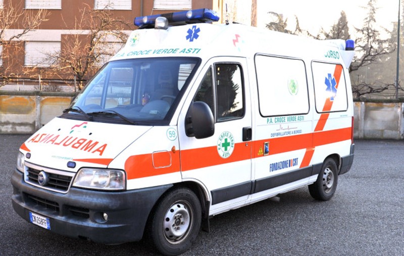 Un român stabilit în Italia a murit sub ochii fiului său în cabinetul unui dentist